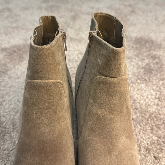 Universal Thread Boots Size 11 Color Taupe - Picture 11 of 12